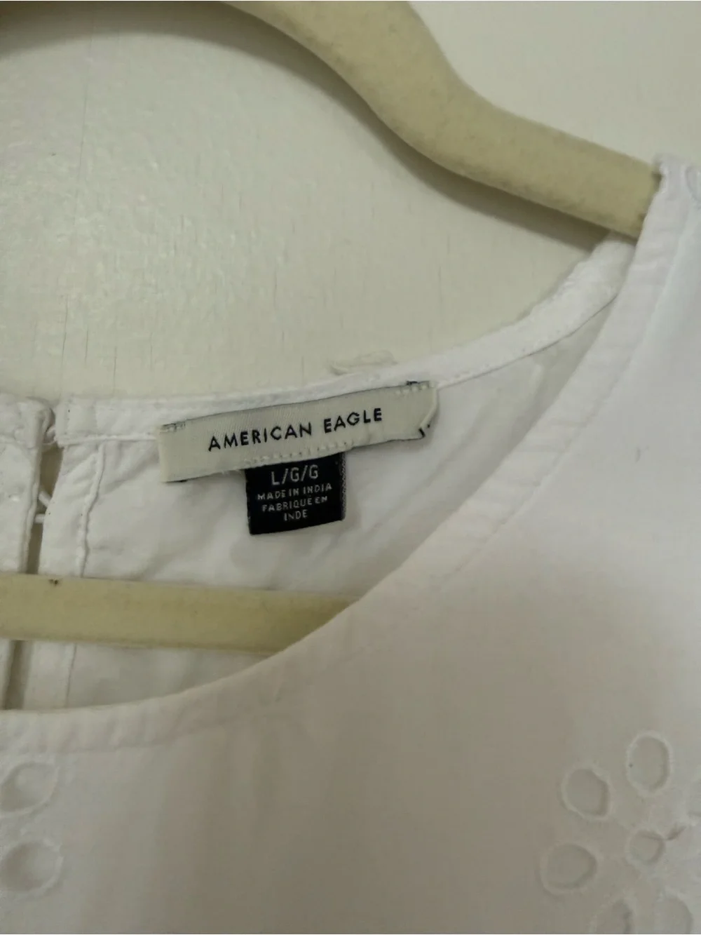 American Eagle Outfitters White Eyelet Long-Sleeve High Neck Cotton Crop Top - Picture 4 of 6